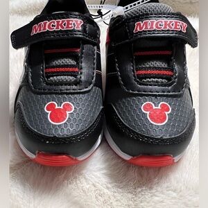 Mickey Mouse and Pluto toddler boy light up sneakers NEW WITH TAGS!